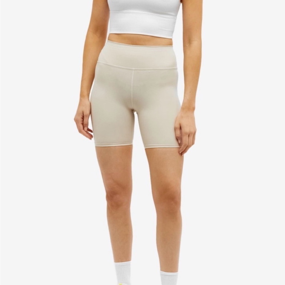 Joah brown biker shorts size m/l